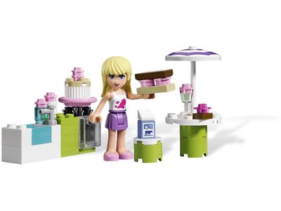 3930 LEGO Friends Stephanie's Outdoor Bakery thumbnail image