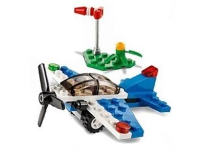 40102 LEGO Monthly Mini Model Build Aircraft thumbnail image