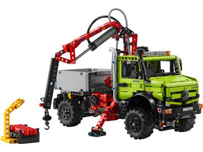 42242 LEGO Technic Mercedes-Benz Unimog U 5023 with Crane
