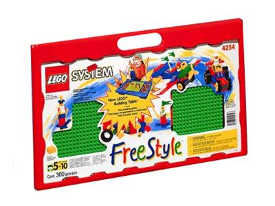 4254 LEGO Freestyle Play Table with Cars and Planes