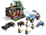 4438 LEGO City Forest Police Robbers' Hideout