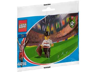 4456 LEGO Football Coca-Cola Doctor thumbnail image