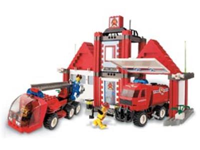 4657 LEGO 4 Juniors City Fire Squad HQ