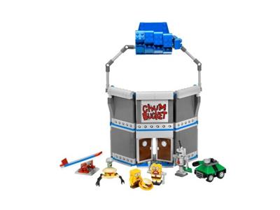 4981 LEGO SpongeBob SquarePants Chum Bucket thumbnail image