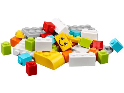 5004933 LEGO Education Build to Learn