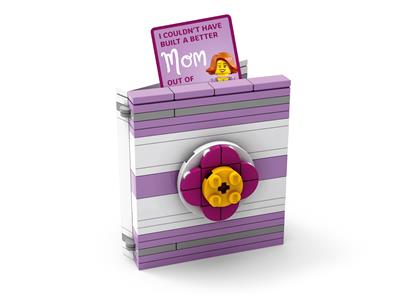 5005878 LEGO Buildable Mothers' Day Card thumbnail image