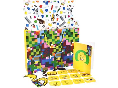 5006008 LEGO VIP Gifting Set