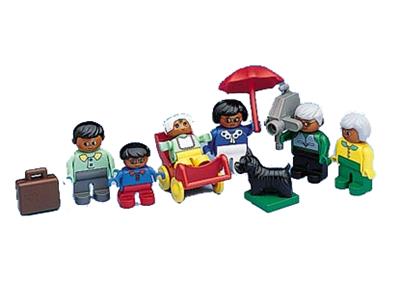 5091 LEGO Duplo Family, Hispanic