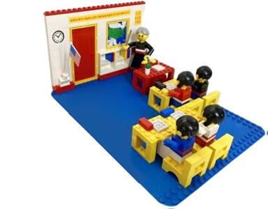 5235-2 LEGO Homemaker Schoolroom thumbnail image