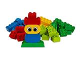5586 LEGO Duplo Basic Bricks with Fun Figures