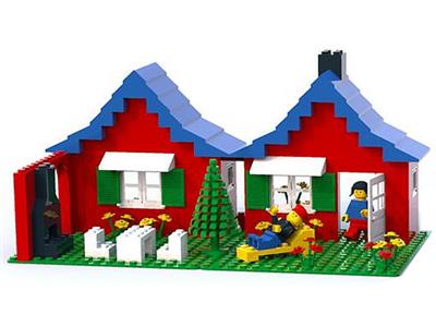 560 LEGO Town House