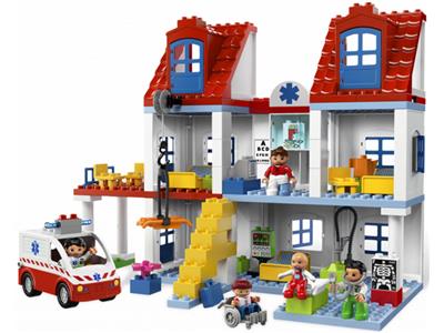 5795 LEGO Duplo Big City Hospital thumbnail image