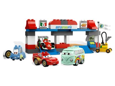 5829 LEGO Duplo Cars The Pit Stop