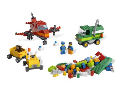 5933 LEGO Airport Building Set