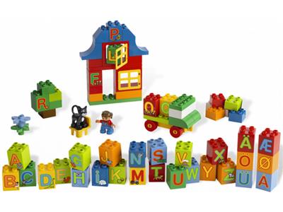 6051 LEGO Duplo Play with Letters Set