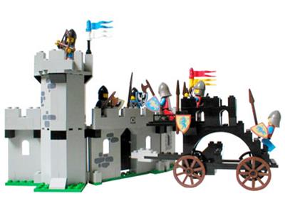 6062 LEGO Black Falcons Battering Ram thumbnail image