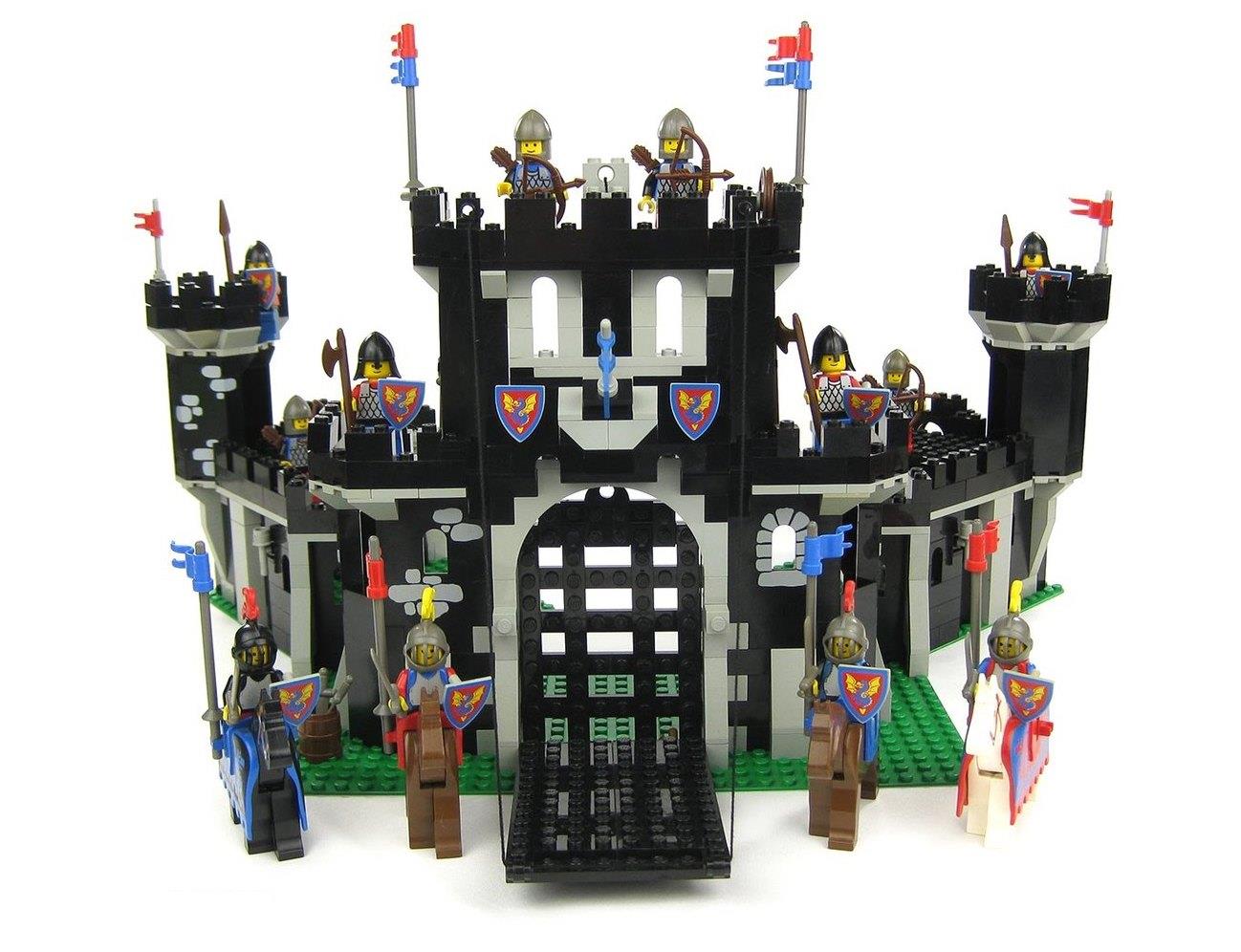 lego black castle