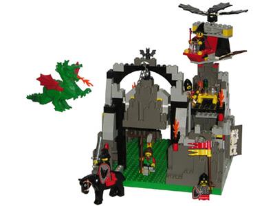 6087 LEGO Fright Knights Witch's Magic Manor thumbnail image