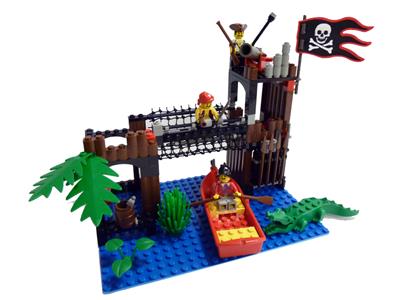6249 LEGO Pirates Ambush thumbnail image