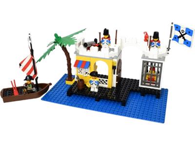 6267 LEGO Pirates Imperial Guards Lagoon Lock-Up thumbnail image