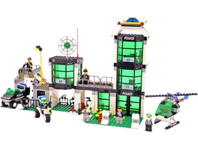 6332 LEGO Police Command Post Central thumbnail image