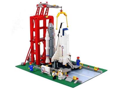 6339 LEGO Shuttle Launch Pad thumbnail image