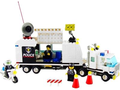 6348 LEGO Police Surveillance Squad thumbnail image