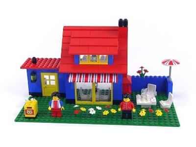 6372 LEGO Town House