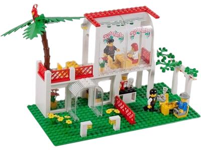 Lego breezeway top cafe