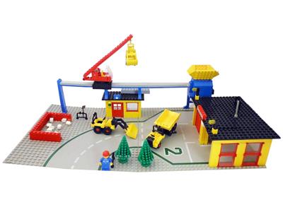 6383 LEGO Public Works Center