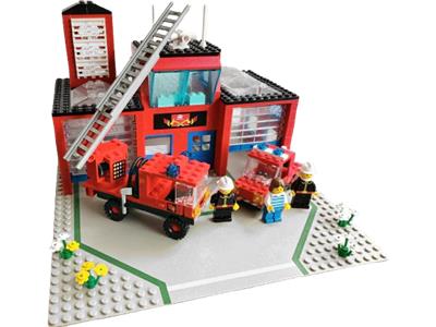 6385 LEGO Fire House-I thumbnail image