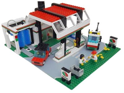 6397 LEGO Gas N' Wash Express thumbnail image