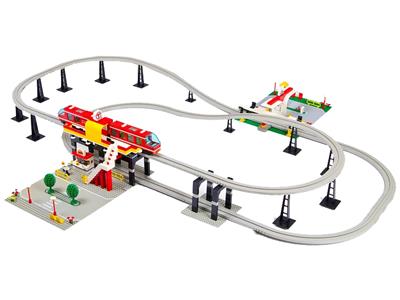 Complete Figures from Set 6399 Lego Monorail Space Railway Figures 