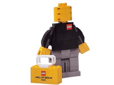 6410426 Mall of Berlin Brand Store Associate Figure