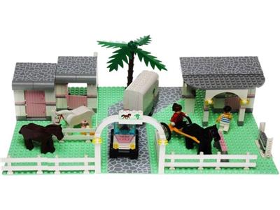 6419 LEGO Paradisa Rolling Acres Ranch thumbnail image