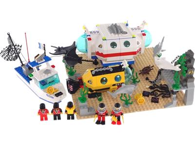 6441 LEGO Divers Deep Sea Refuge thumbnail image