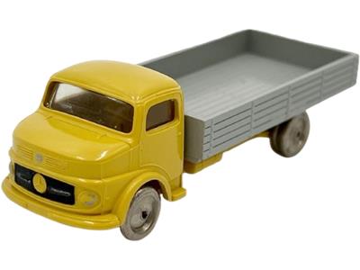 653-2 LEGO 1:87 Mercedes Flatbed Truck thumbnail image