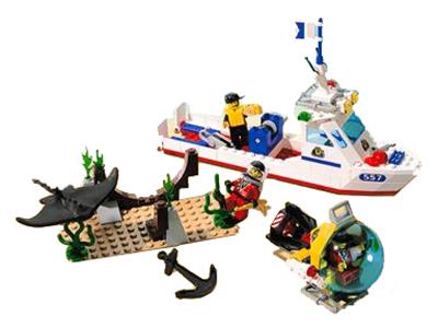 6557 LEGO Divers Treasure Hunters thumbnail image
