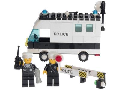 6676 LEGO Police Mobile Command Unit thumbnail image