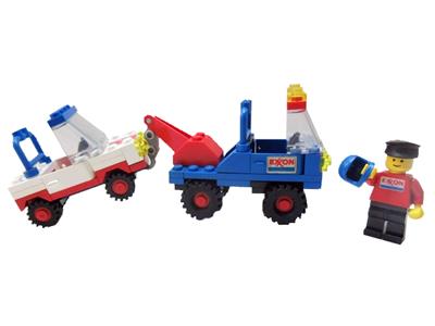 6679-2 LEGO Exxon Tow Truck thumbnail image