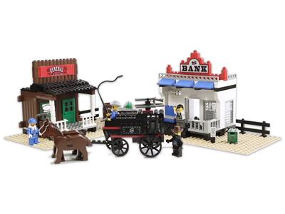 Fugtig som resultat Afslut LEGO 6765 Western Cowboys Gold City Junction | BrickEconomy