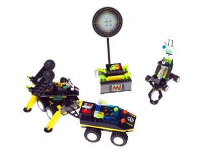 6775 LEGO Alpha Team Bomb Squad thumbnail image