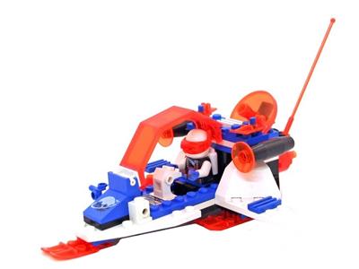 6879 LEGO Ice Planet 2002 Blizzard Baron thumbnail image