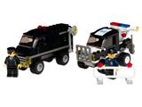 7032 LEGO World City Police and Rescue Police 4WD and Undercover Van
