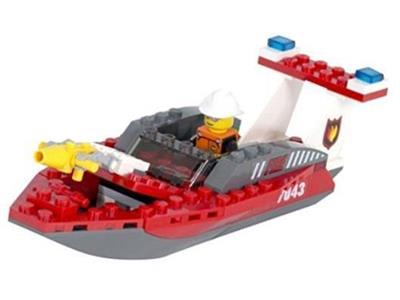 7043 LEGO World City Police and Rescue Firefighter