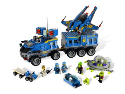 7066 LEGO Alien Conquest Earth Defense HQ
