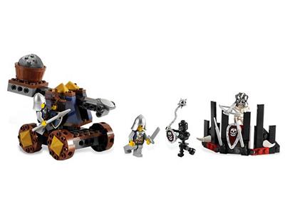 LEGO Fantasy Knight s Catapult Defense