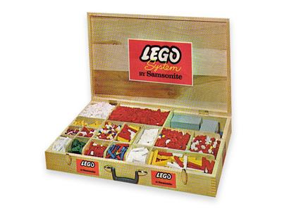 7100 LEGO Dacta Samsonite Large Educational Set thumbnail image