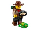 LEGO Minifigure Series 19 Jungle Explorer