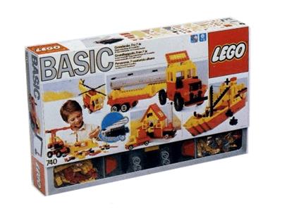 740 LEGO Basic Building Set